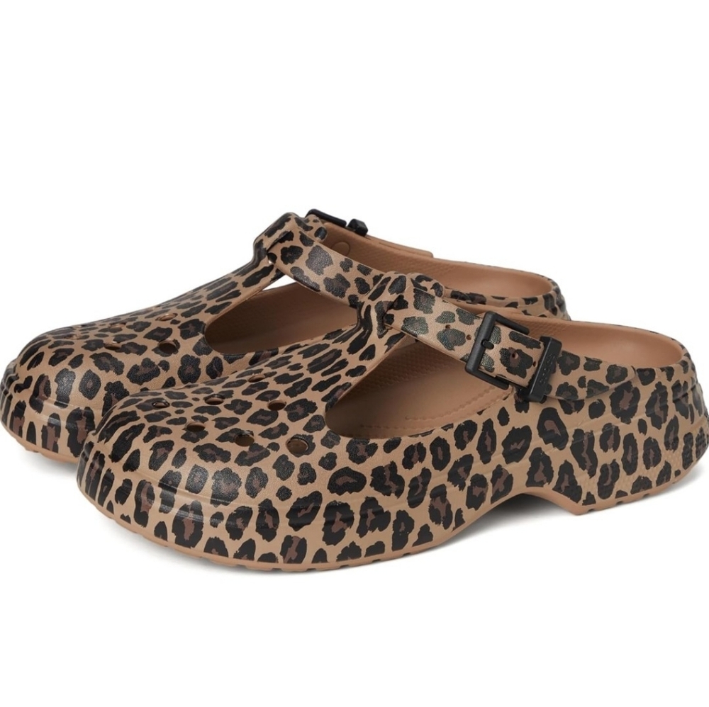 Leopard Print Maryjane Crocs